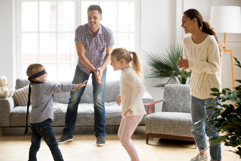 Welches lustige Spiel für ein Kind mit einer Sehbehinderung? 2026 1 parents