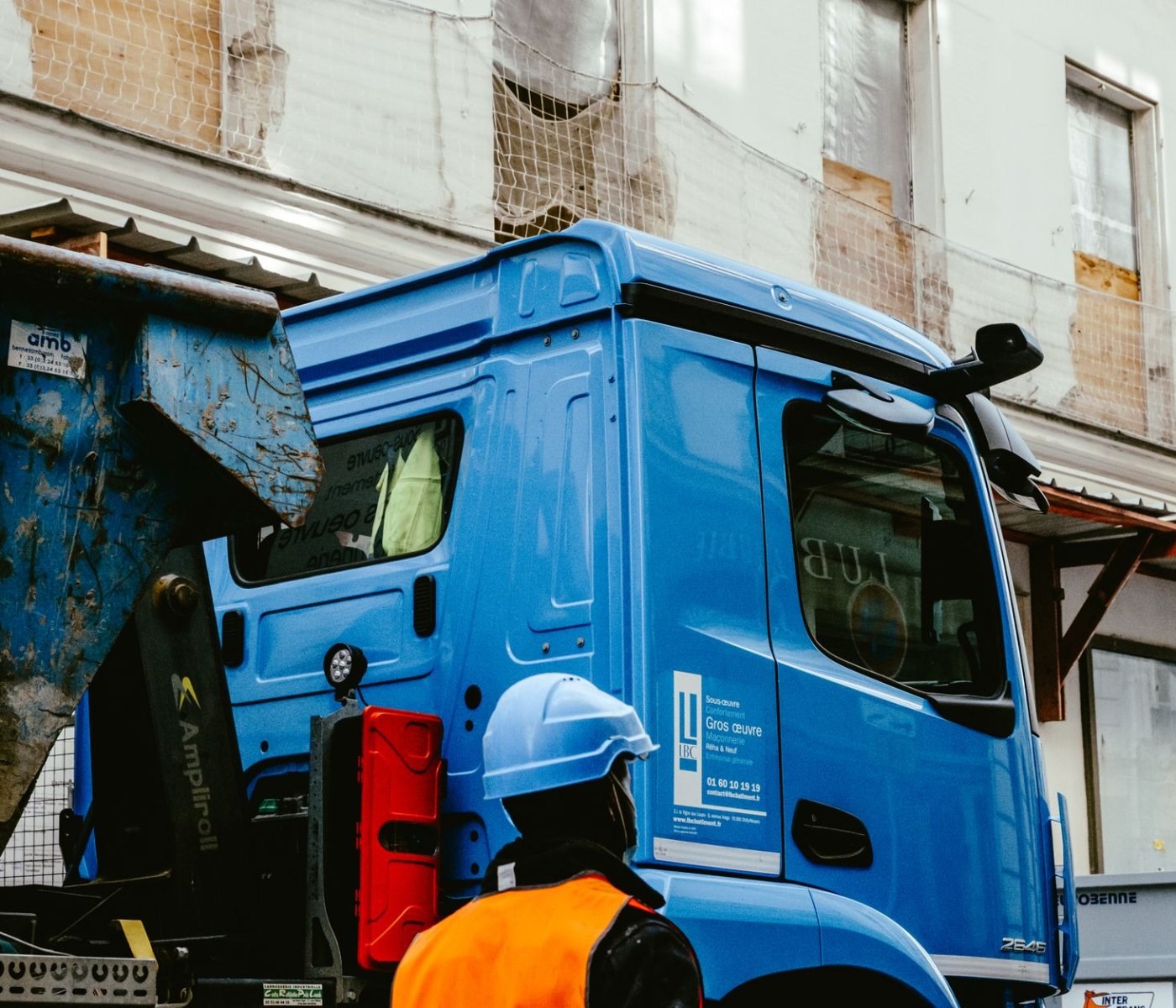 Ambroise Bouvier Transport – Familienunternehmen mit Weitblick 1 Ambroise Bouvier Transport – Familienunternehmen mit Weitblick